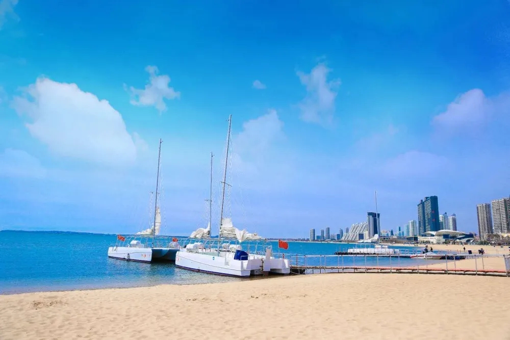 1595751707685471.jpg 乘坐帆船1.webp.jpg